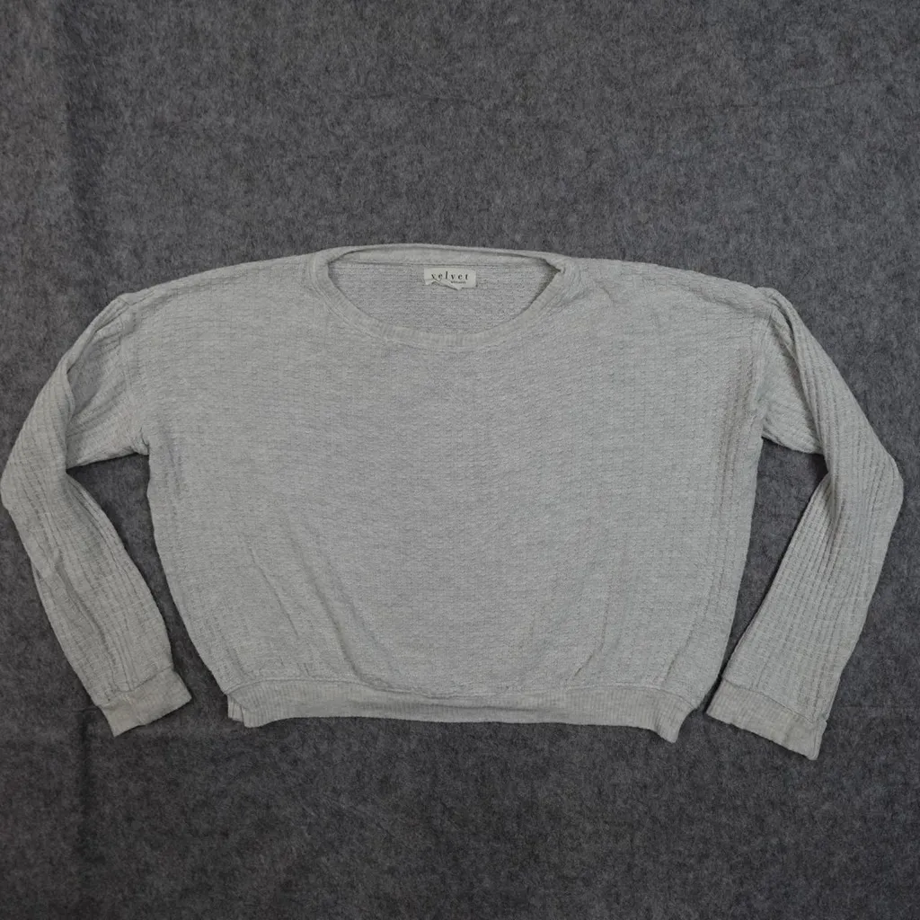 Velvet by Graham & Spencer Light Gray Waffle knit Long Sleeve Top Small - Image 3