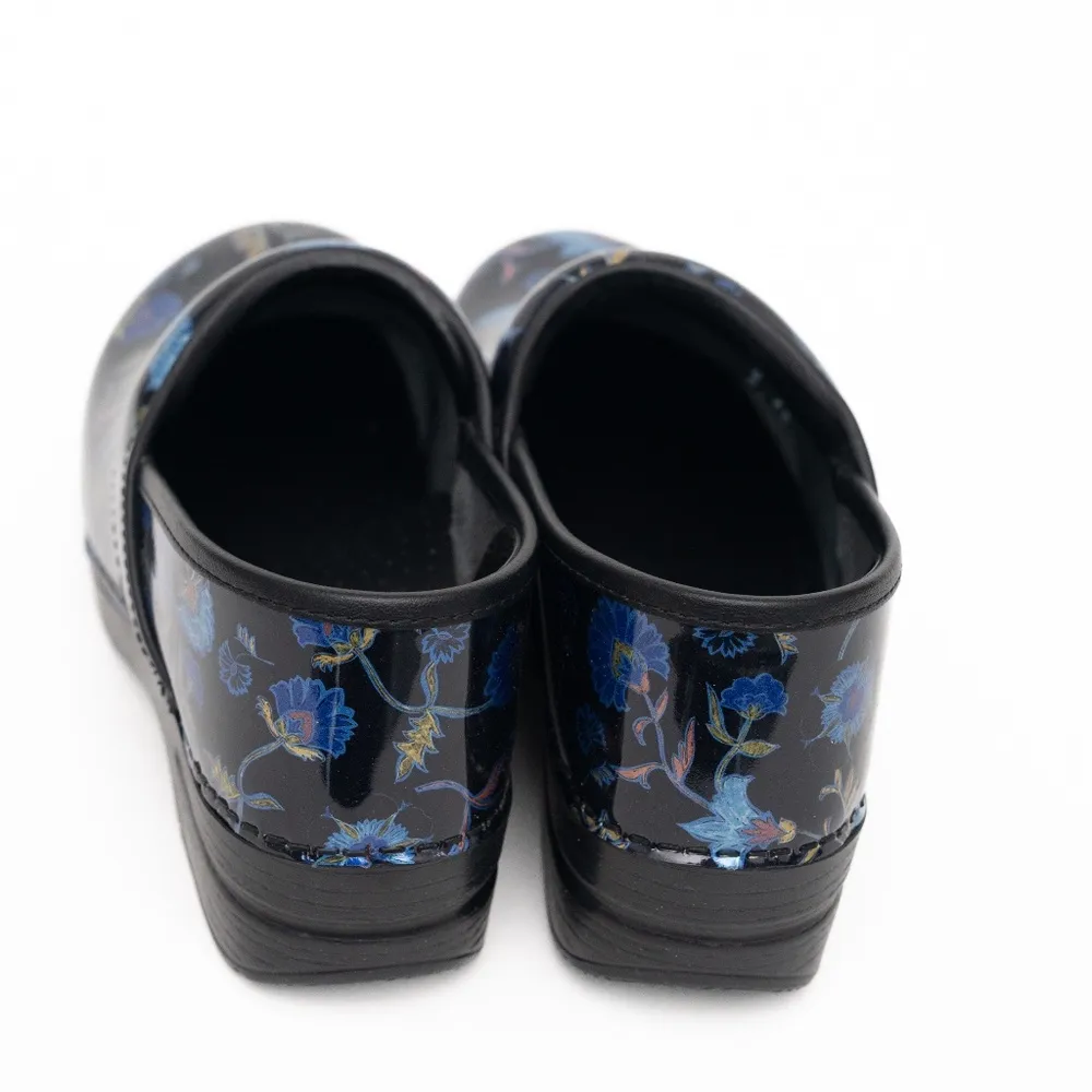 Dansko. Blue Garden Patent Clog. - Image 8