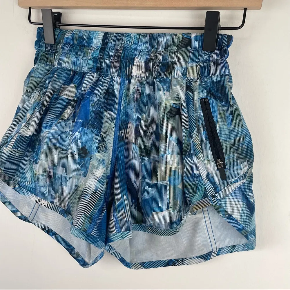 Lululemon Tracker Short Sz 4 Blue Sun Dazed Print Athletic 4” Inseam - Image 8