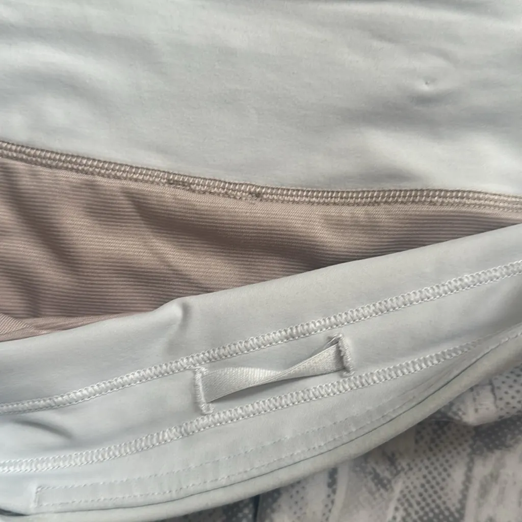 lululemon athletica Gray Patterned Athletic Shorts Speed Ups 2.5 “ - Image 8