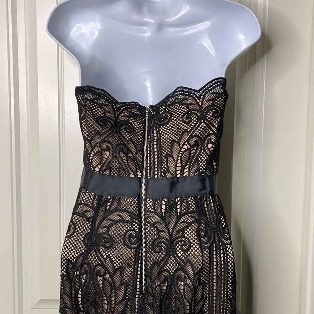 Sale! 🔥 🔥 🔥 Lulu’s Lace Dress Size Small Black - Image 2