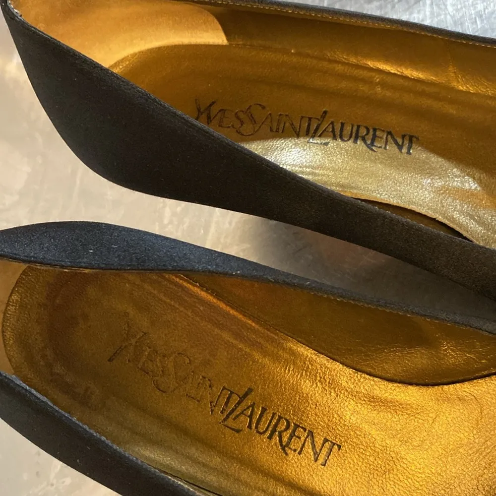Yves St. Laurent Satin Kitten Heels Black Size 7 - Image 5