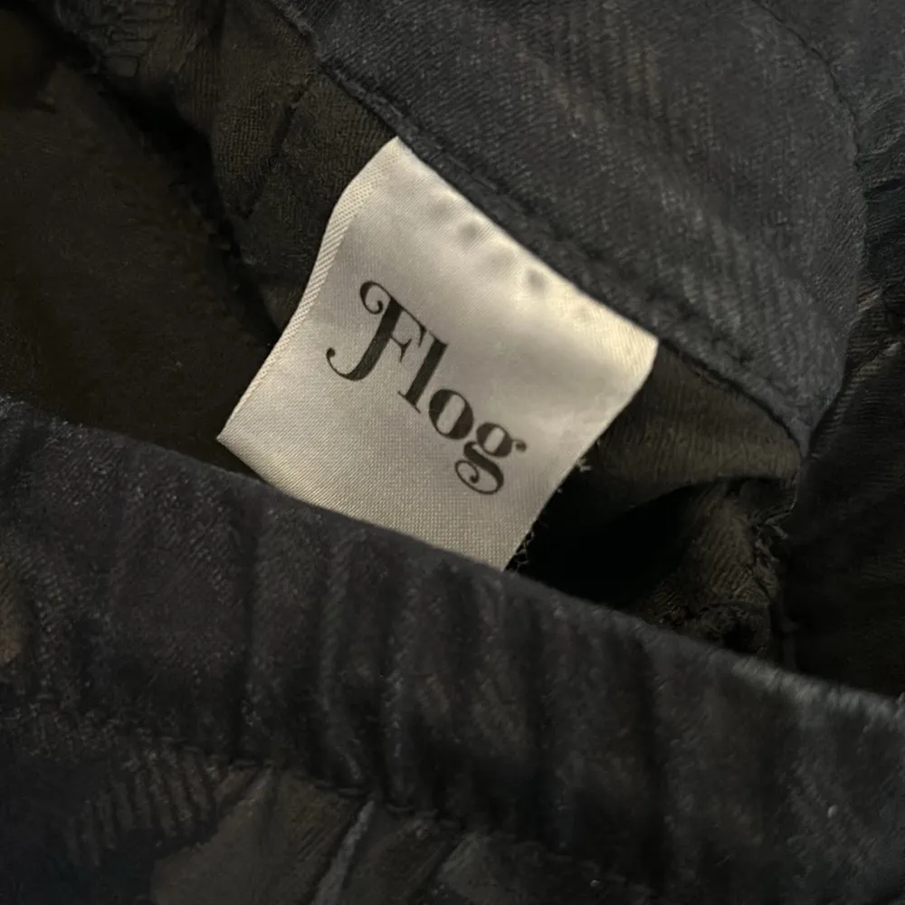 Bevy Flog Shely Black Camouflage Pants Size 26 - Image 9