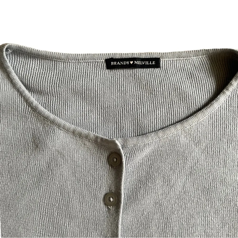 Brandy Melville Shrug Top Y2K Baby Blue Ribbed Long Sleeves Button Up One Size - Image 4