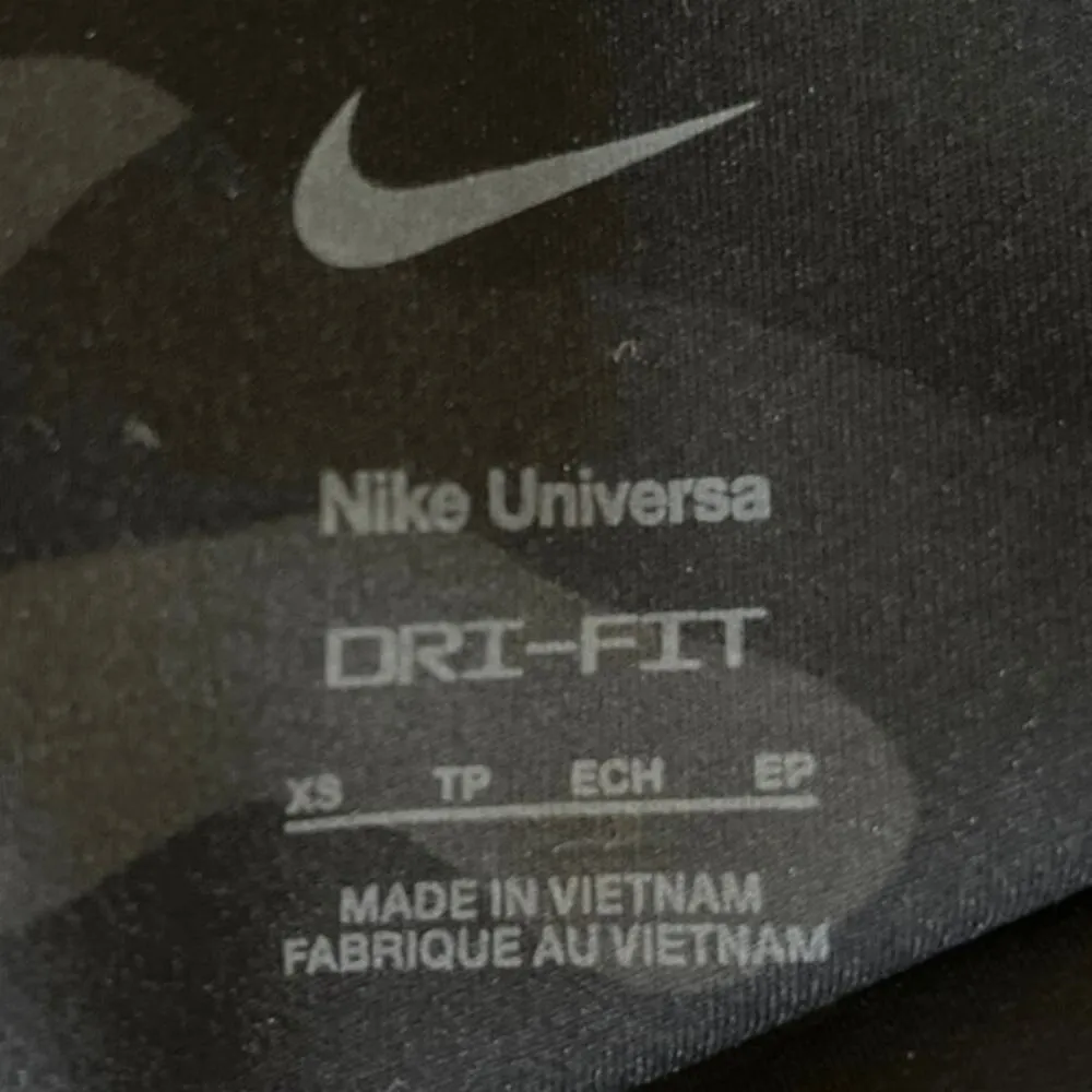 Nike Gray Camo Army Camoflauge High Rise Army Yoga Athletic Leggings Size XS - Image 4