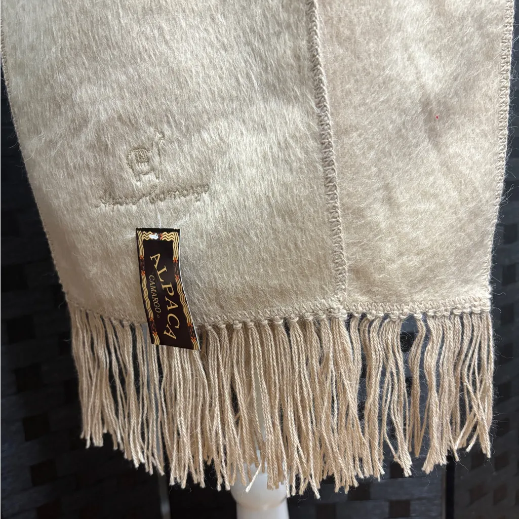 Alpacha Camargo Scarf Beige NWT 67"x9" Fringed Classic Luxury Christmas Gift Tan - Image 6