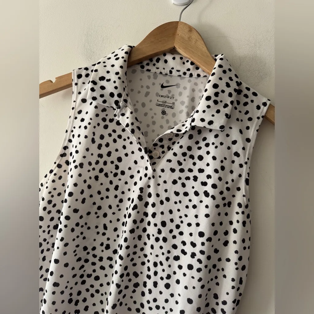 Nike Dri Fit Printed Sleeveless Golf Polo Women's White and Black Dotted Pattern - Image 3