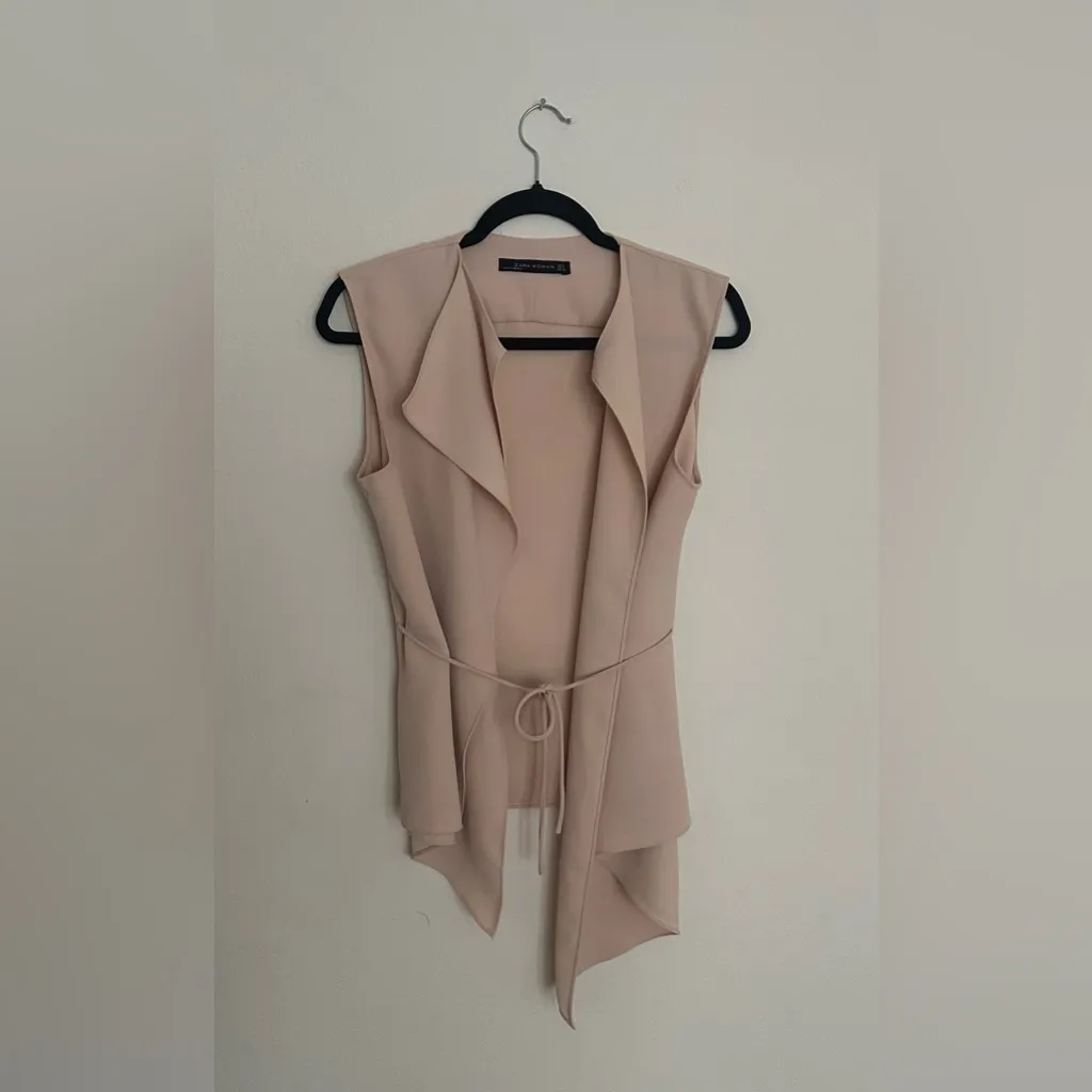 Zara Women's Blush Sleeveless Blazer - Image 6
