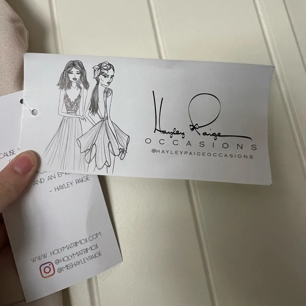 NWT Hayley Paige Occasions Bridesmaid Dress Style 5858 in Cashmere - Image 5