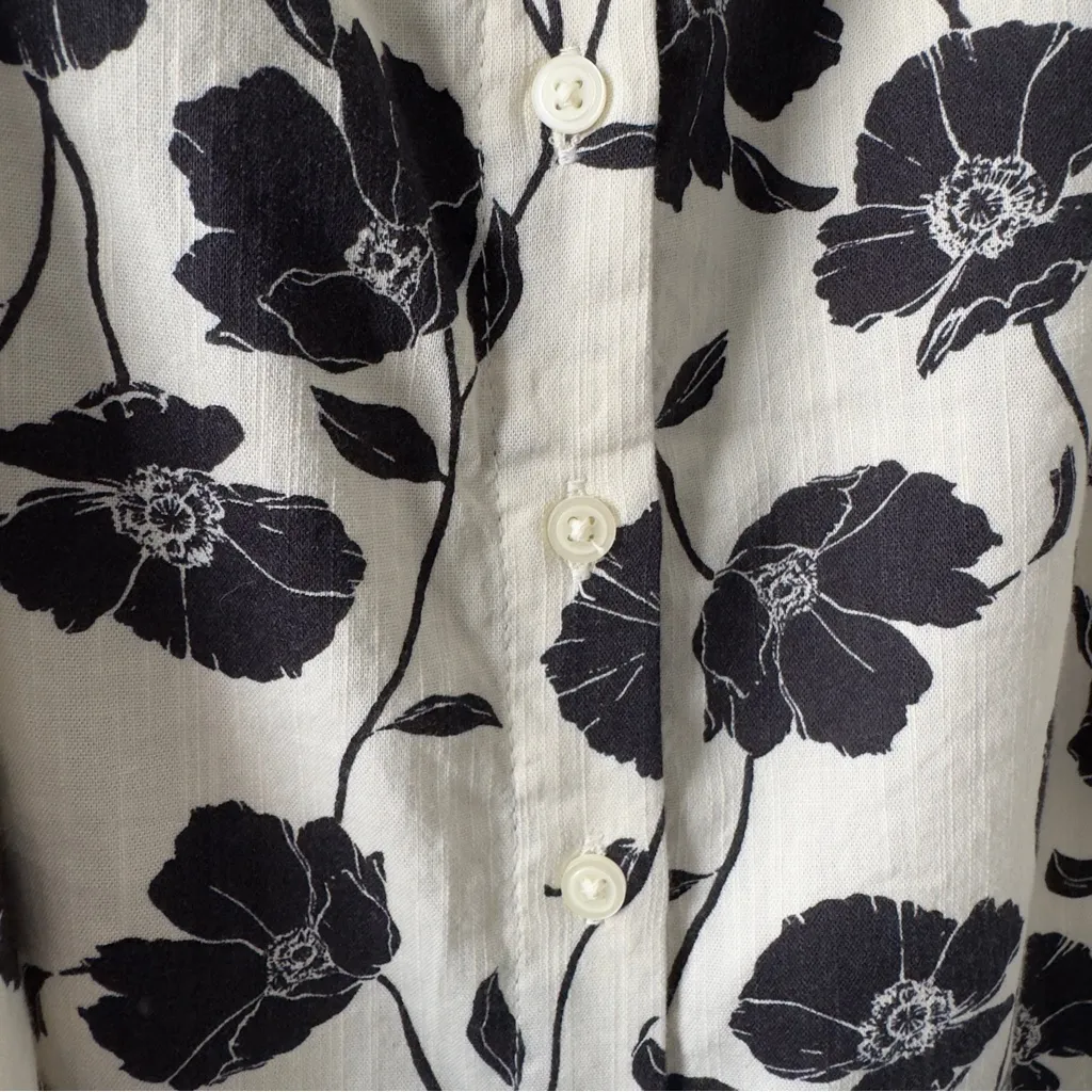 GAP Tie-Waist Scoopneck Midi Dress in White Black Floral Button Down Front M NWT - Image 8