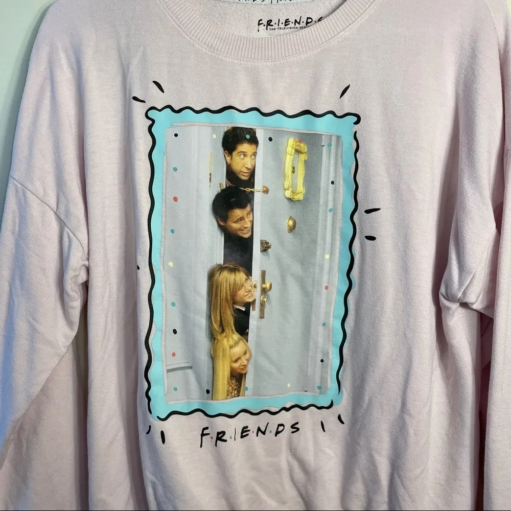 FRIENDS television series show pink crewneck sweater casual comfortable Size M - Image 3