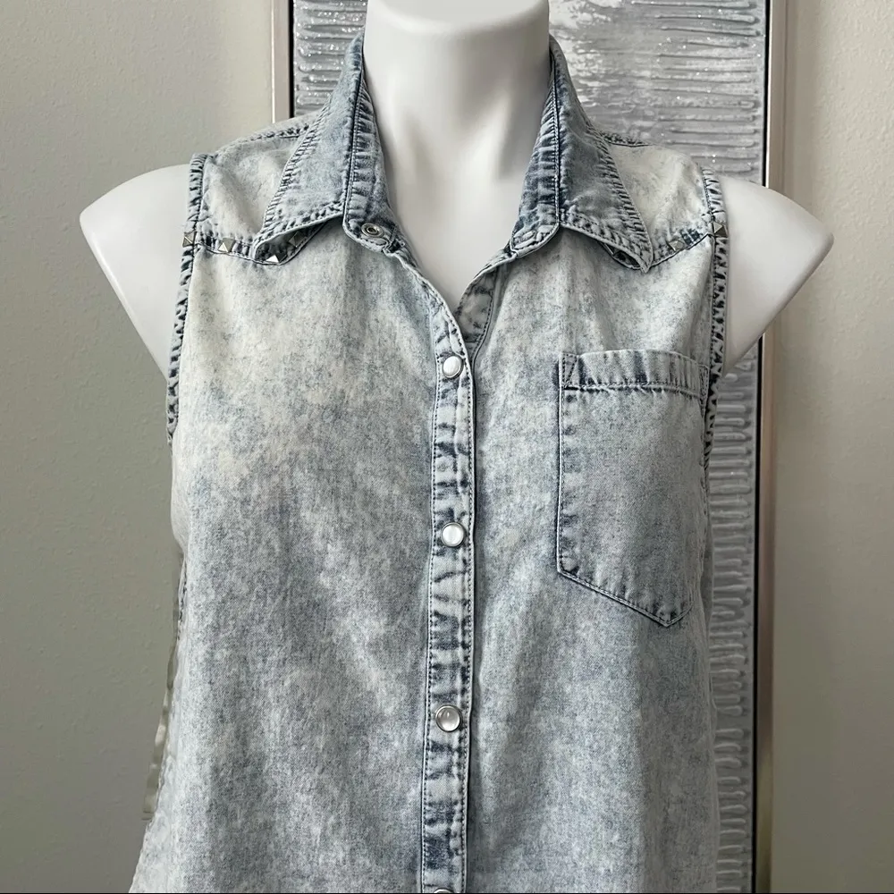 Eunina Women’s Acid Wash Sleeveless Top Size L - Image 3