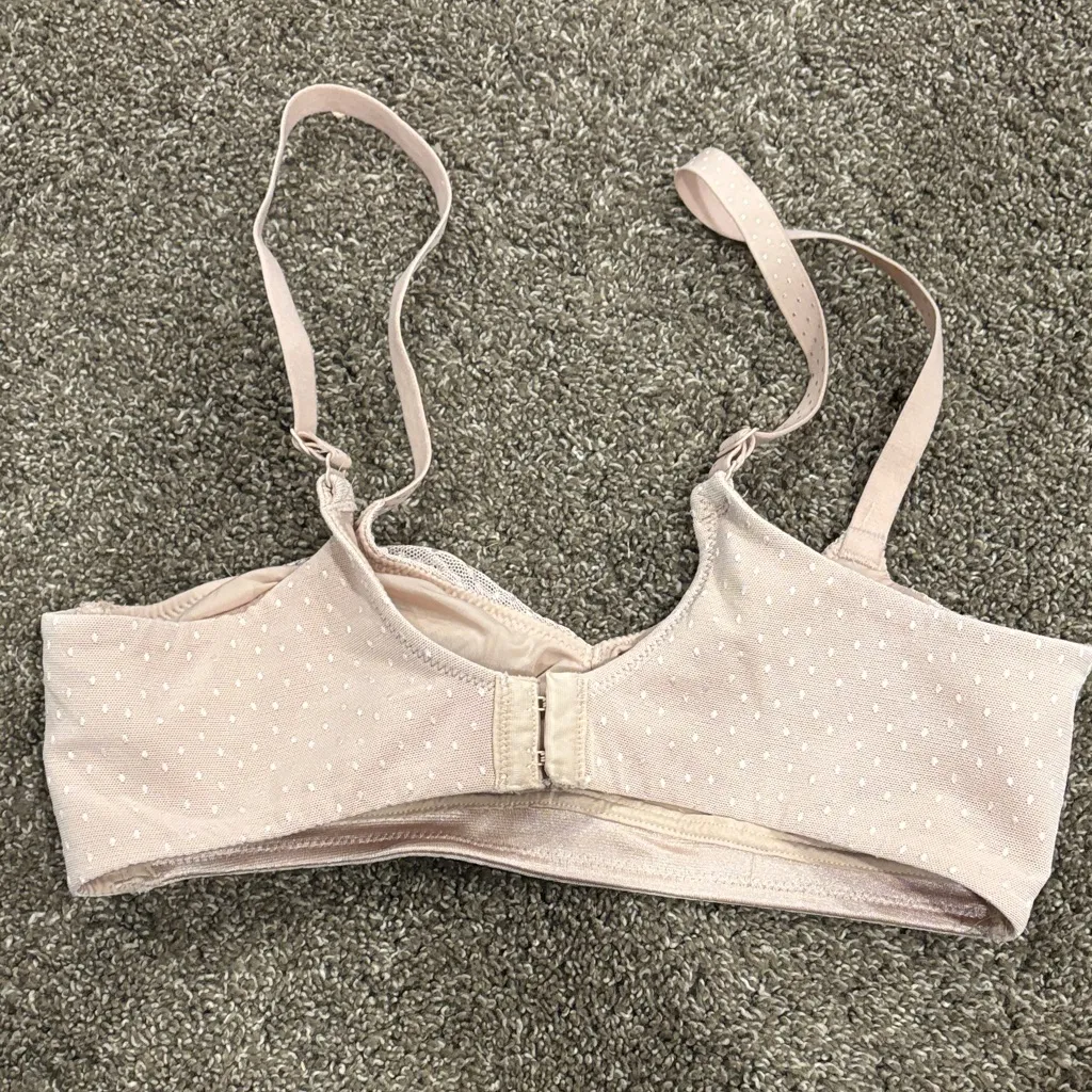 Wacoal Elegant Lace Bra in Light Pink - Image 3