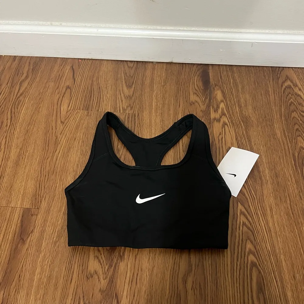 NWT Nike Black Medium Support Non Padded Swoosh 2.0 Sports Bra Size XS - Image 2