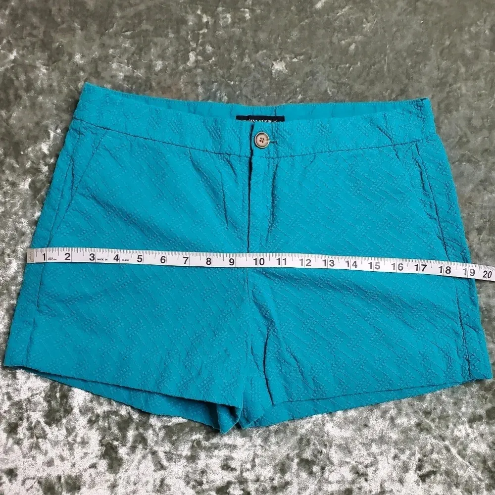 Banana Republic Hampton Fit Chino Shorts - Image 4