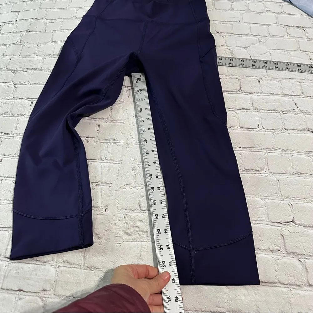Lululemon leggings size 6 - Image 5