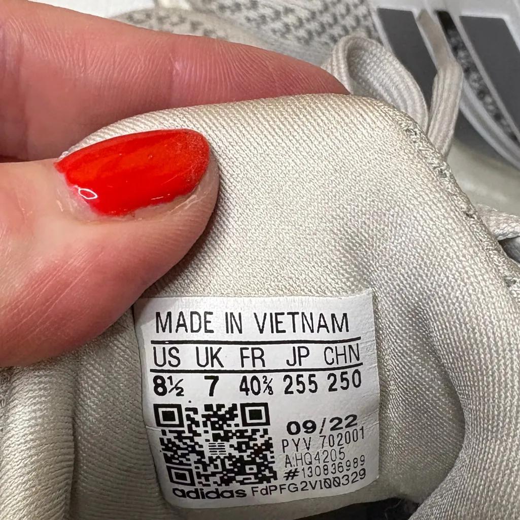 Adidas Light Gray Knit Sneakers - Image 5