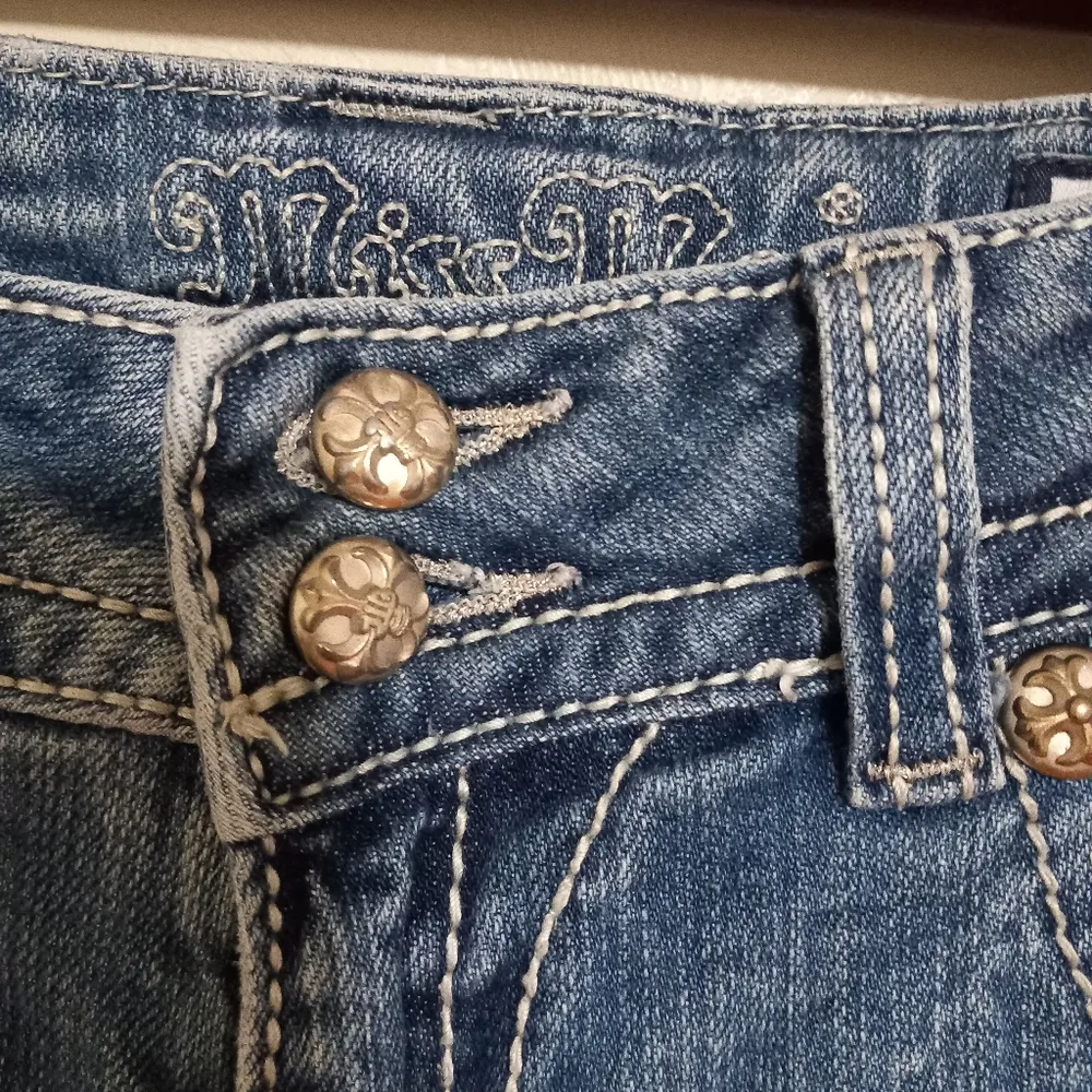 Miss Me 29x26 Boot Cut Medium Wash Crystal Mesh Jeans JP-5002-36 Short - Image 6