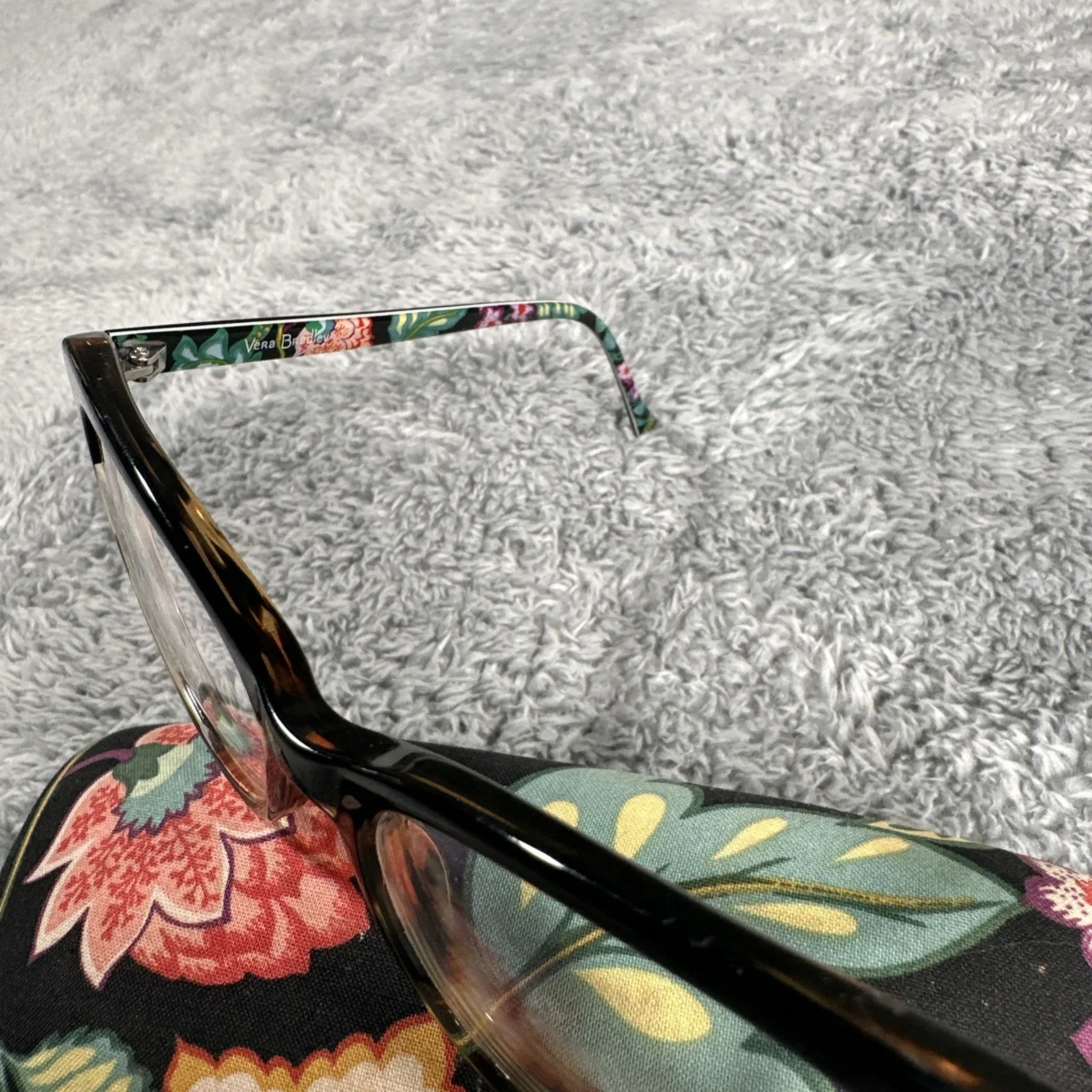 Vera Bradley Lonna Vines Floral Beatrix VINES FLORAL Frames Case Turtleshell - Image 2