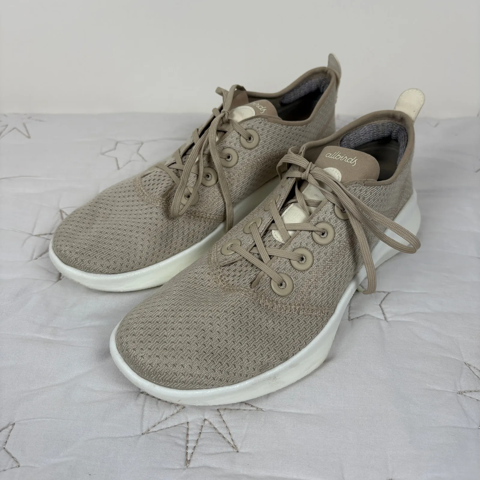 Allbirds Women's Superlight Tree Runner Sneaker Beige Size 10 - Image 3