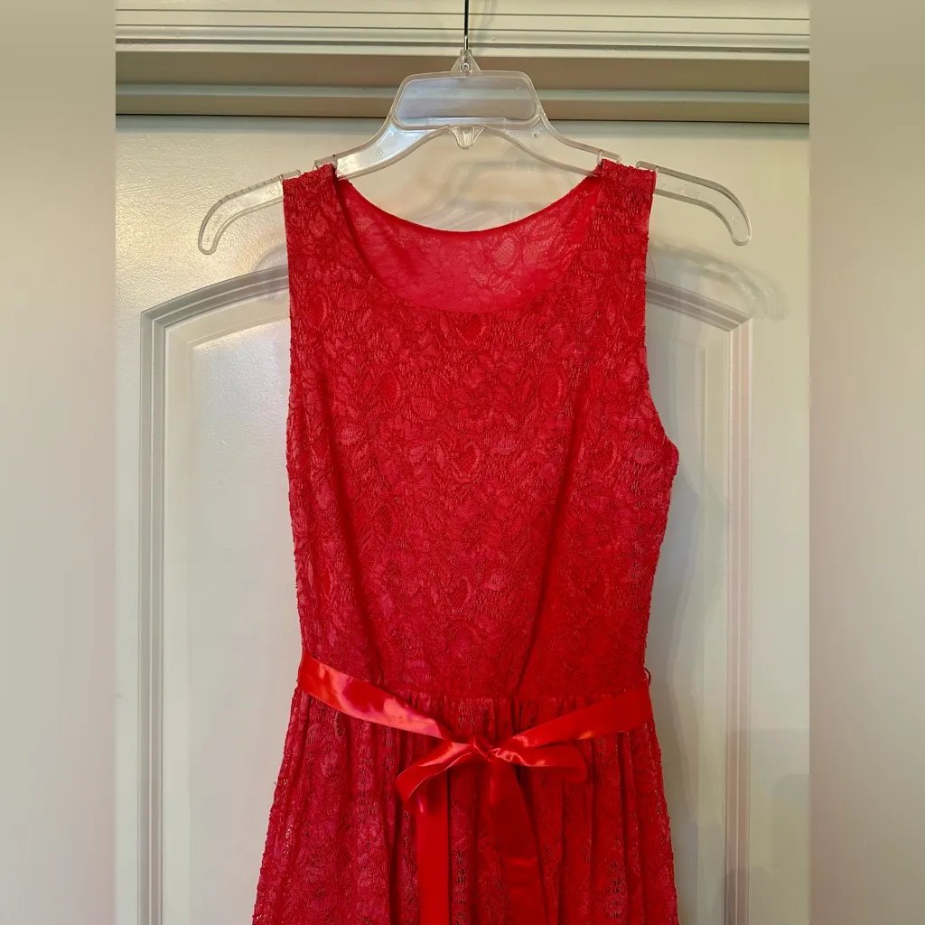 Adorable coral lace overlay dress with ribbon belt! Perfect condition! 💕 Size M - Image 4