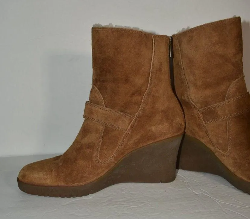 Gissella Suede Wedge Heel Boots - Image 7
