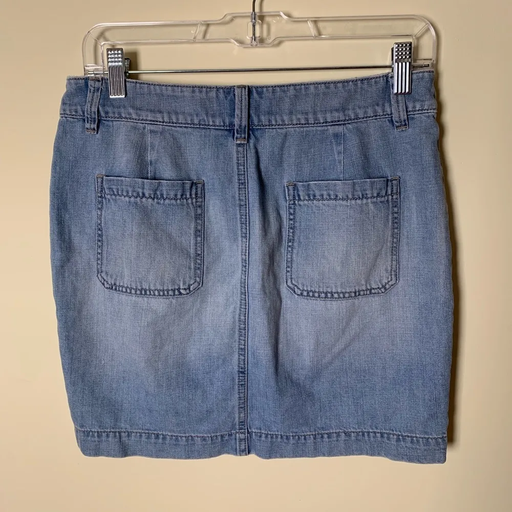 Loft Denim Mini Skirt Size 2 - Image 5