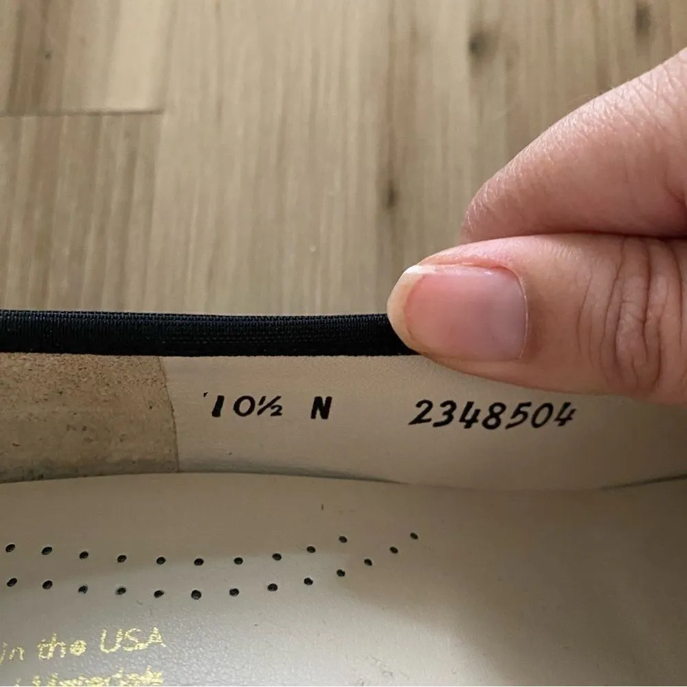 SAS Milano Black Leather Kitten Heel Pump Size 10.5 - Image 5