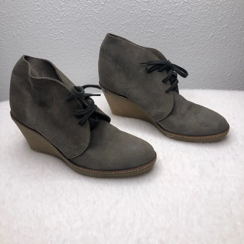J. Crew Suede Macalister Wedge Ankle Boots size 9 - Image 4