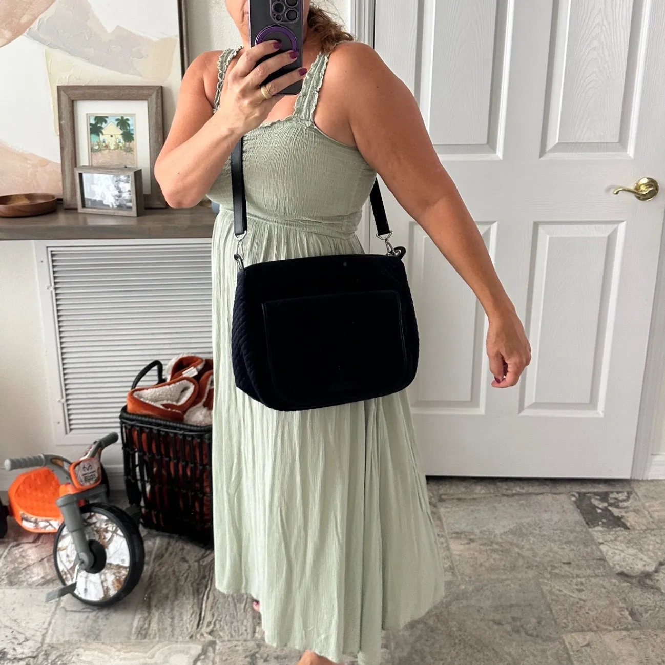 Vera Bradley Crossbody‎ Bag Quilted Front Pocket Navy Blue Floral Purse EEUC - Image 12