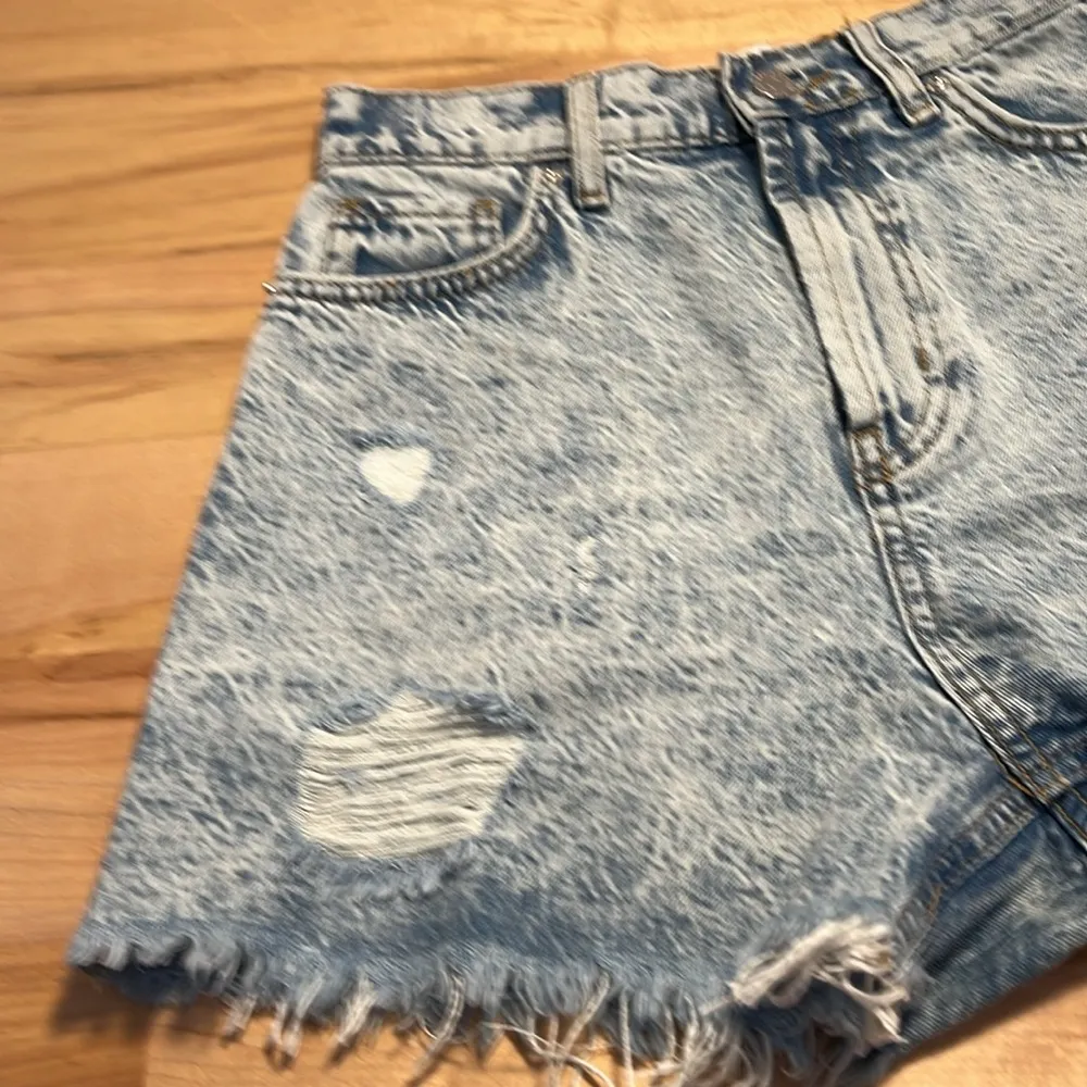 BDG Cutoff Distressed Jean Shorts - Image 12