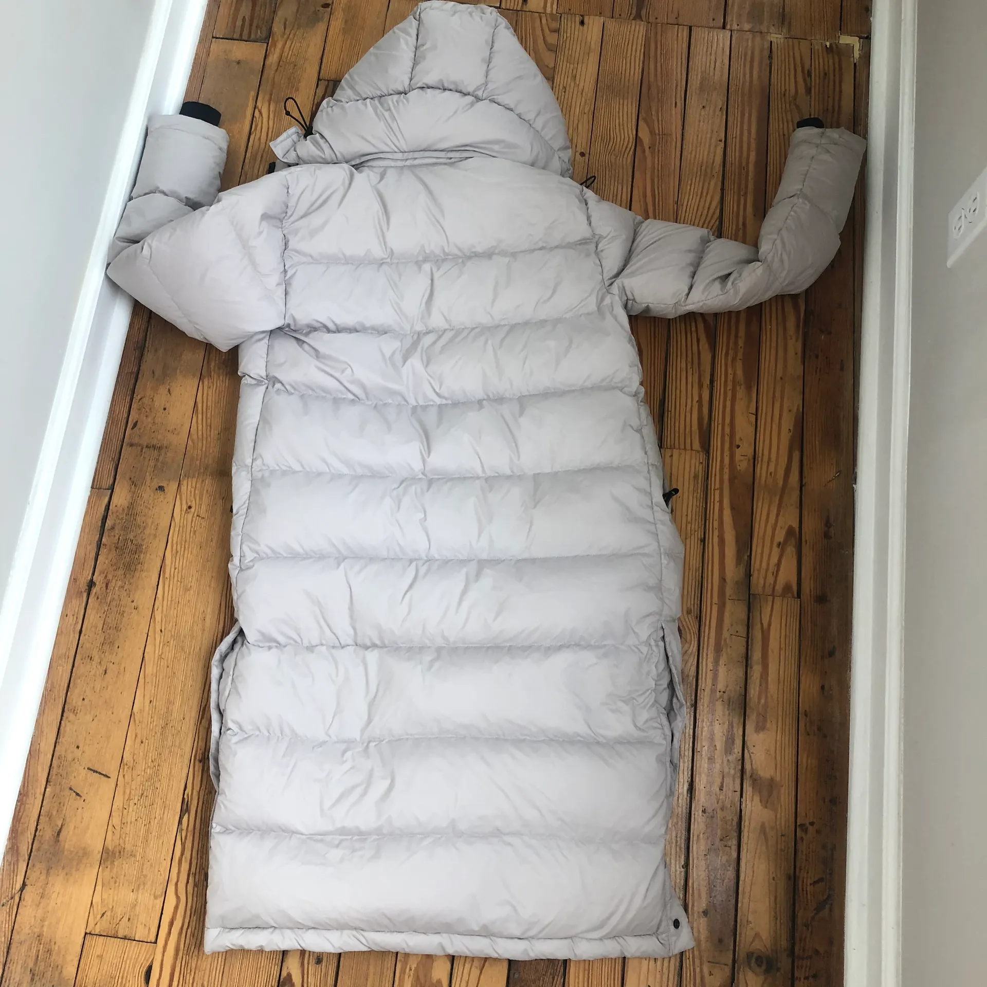 Aritzia Tna Super Puff Jacket Long - Image 3