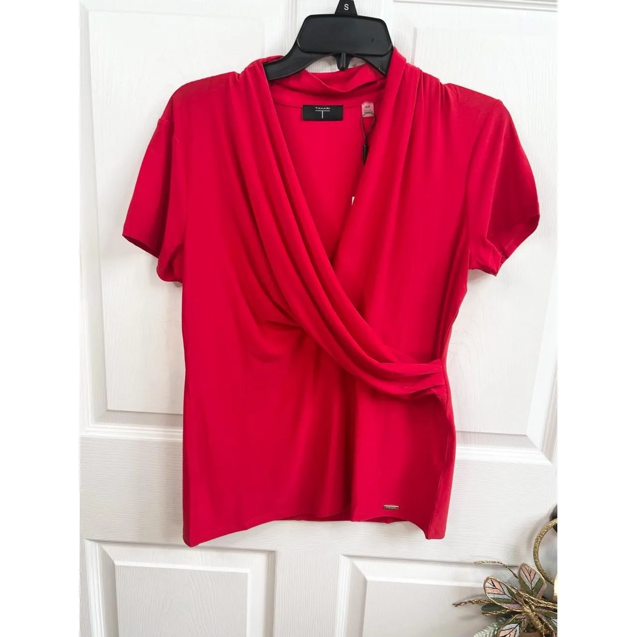 T TAHARI Blouse Size S Red Draped V Neck Short Sleeve Jersey Knit Faux Wrap Top - Image 2