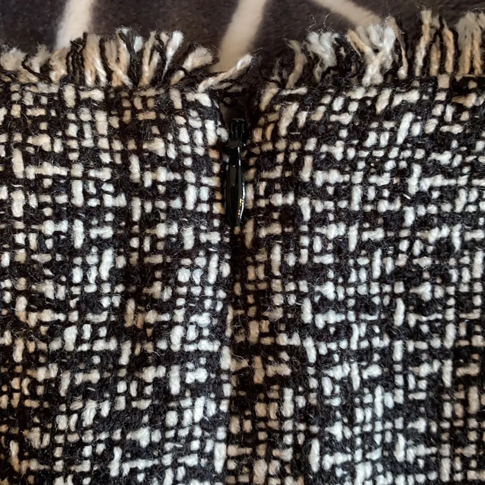 Eliza J sleeveless ruffle layered hem tweed dress - Image 9