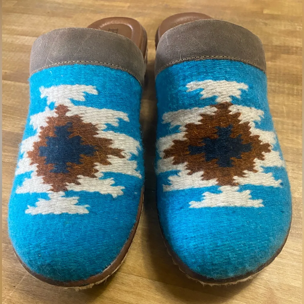 Born clogs mules sz10 Blue Size 10 - Image 2