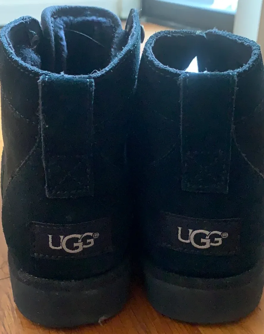 UGG Bethany  Boots - Image 4