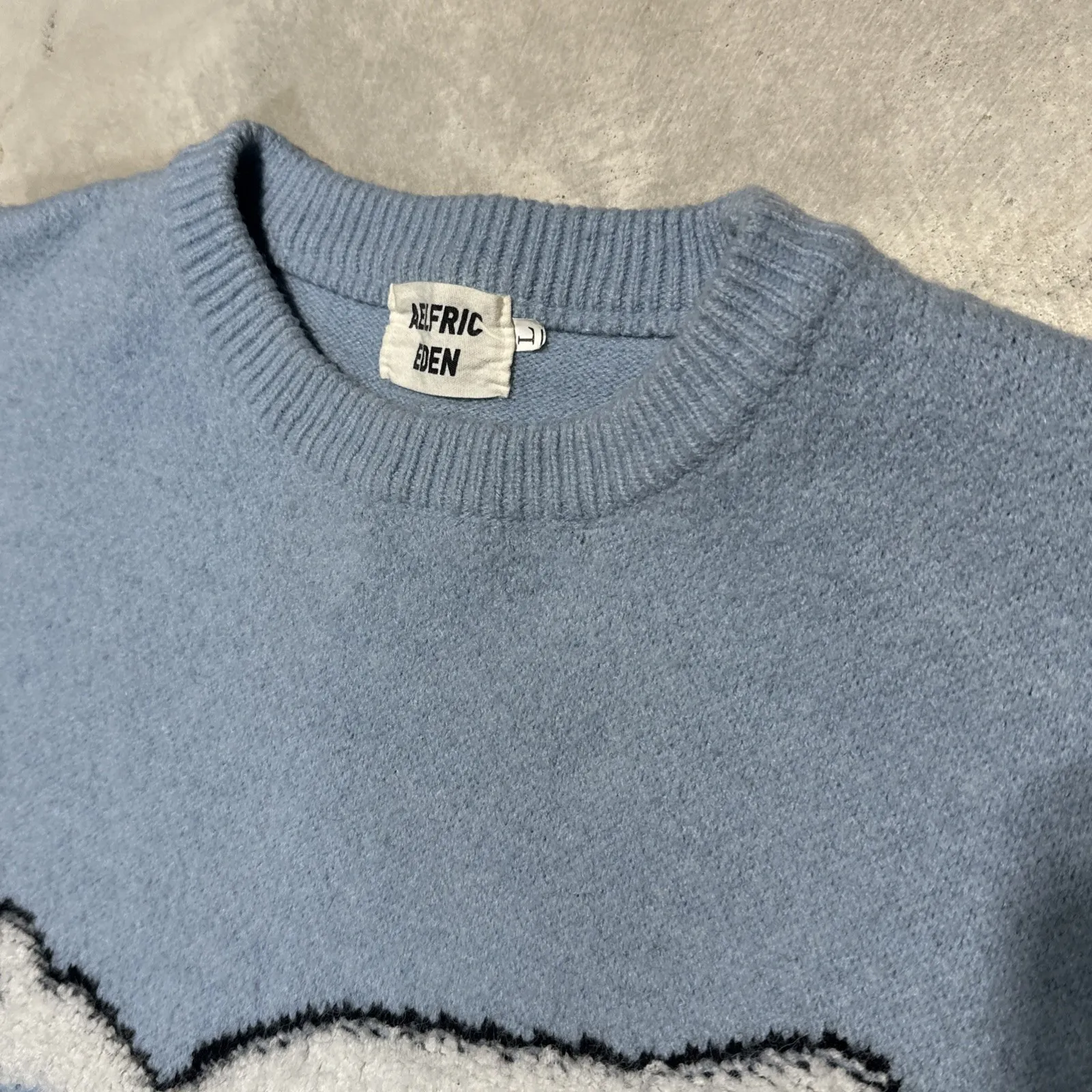 Aelfric Eden Murder Duck Goose Pattern Sweater Unisex SZ Large Blue Crewneck - Image 5