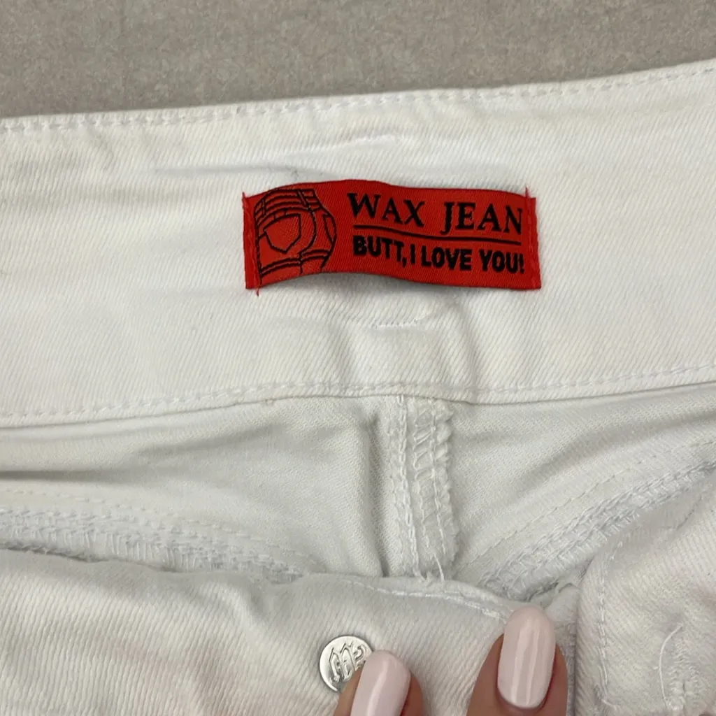 Women size small White shorts with thick waistband belt loops push up casual - Image 5