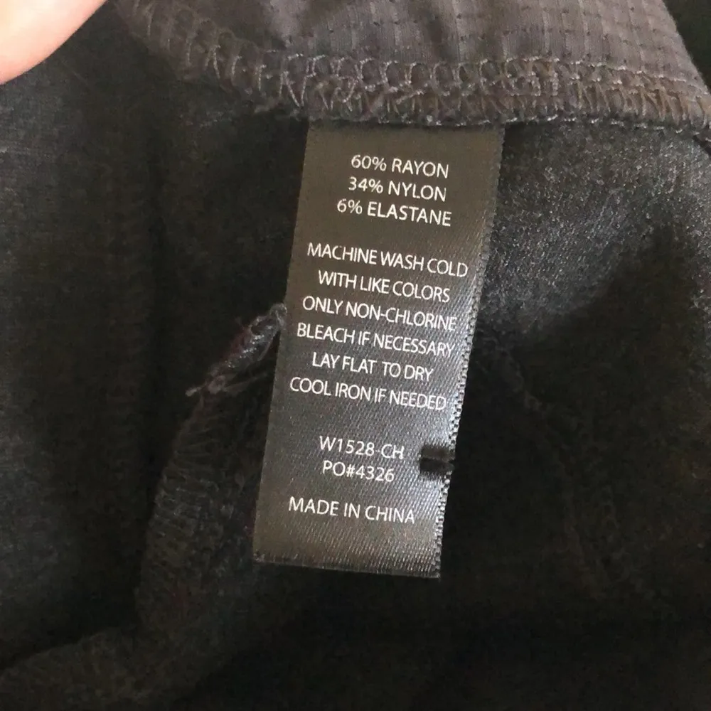 Slim SOHO Joggers M Charcoal Gray Pull On Belt Loops Stretch Knit Yoga - Image 6