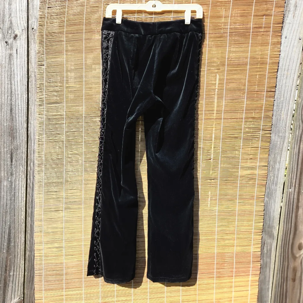 St. John Couture Vintage RARE Black Velour Velvet Silk Lined Side Lace Up Pants - Image 7