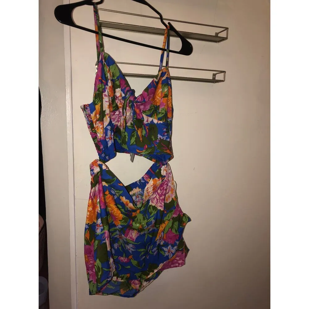 B.O.G. Collective Lottie & Holly Floral Cropped Tank Top & Ruffle Skort Set S Blue - Image 2