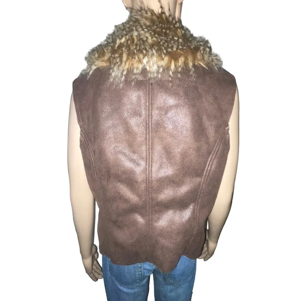 American Rag fur trim suede open vest - Image 3