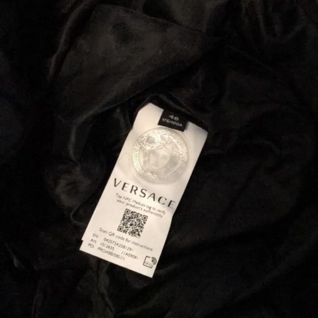 New Authentic Versace Croc-Textured Lacquered A-Line Trench Coat - Image 12