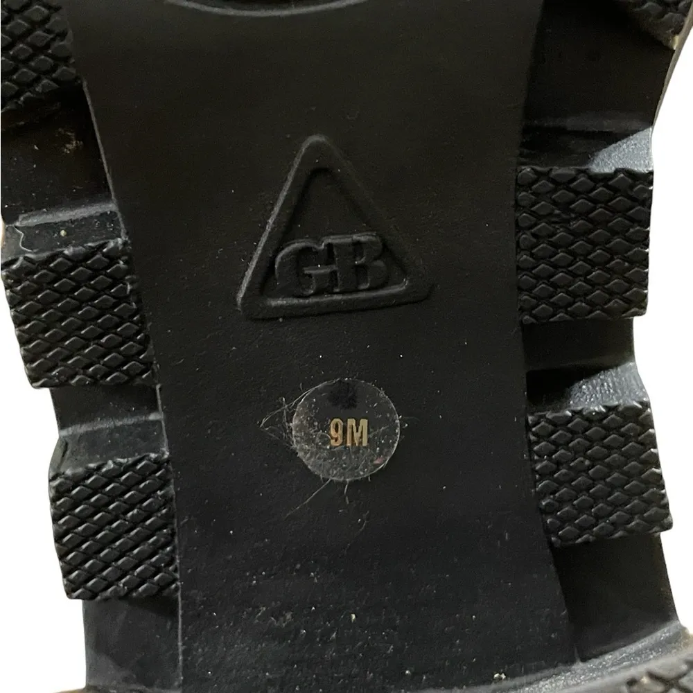 GB the Change, the So-Lution Sustainable Leather Chunky Lug Sole Booties. - Image 9