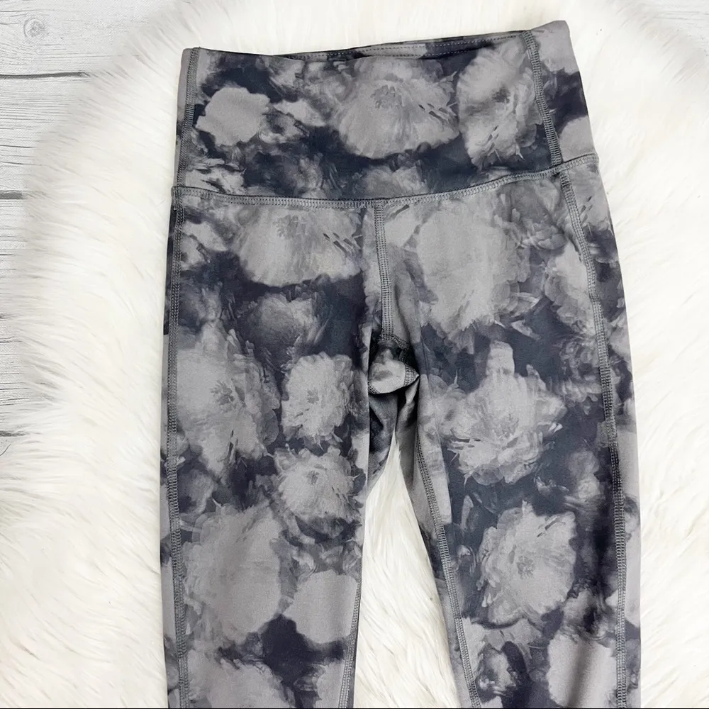 Athleta Floral Crush Chaturanga Leggings Tights - Image 4