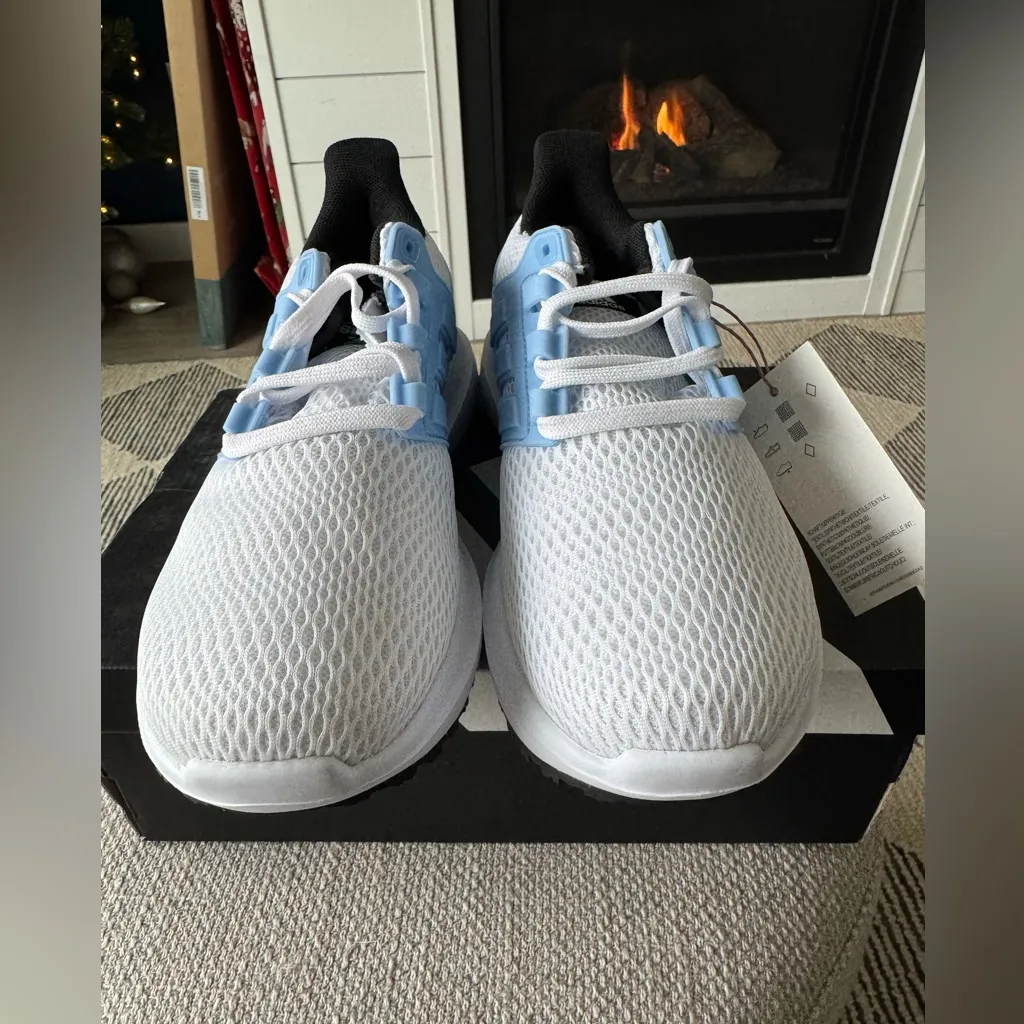 adidas Ultimashow Cloud White Blue Dawn Core Womens 6.5 - Image 2
