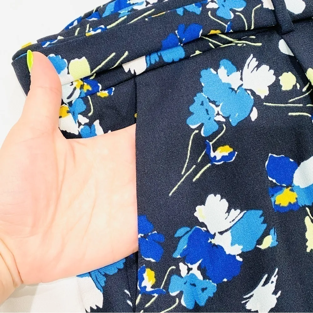 NWOT Halogen Navy Floral Plus Size Tie Waist Wide Leg Crop Capri Pants - Image 6