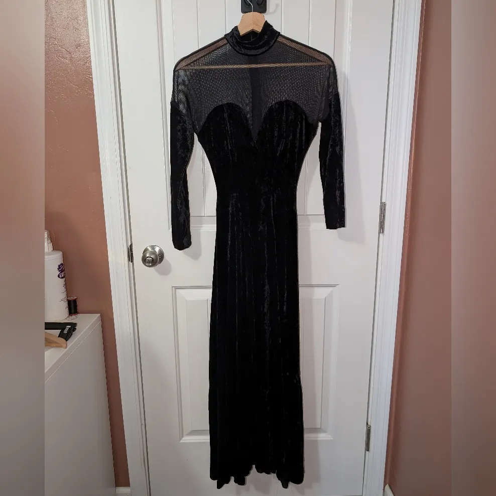 Vintage Tadashi Shoji Velvet/Mesh Evening Gown Women's XSmall Black - Image 3