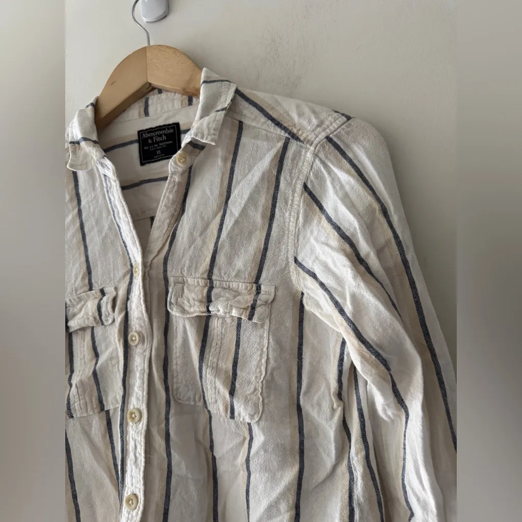 Abercrombie & Fitch Button Up Linen Blend Shirt White Blue Long Sleeve - Image 2