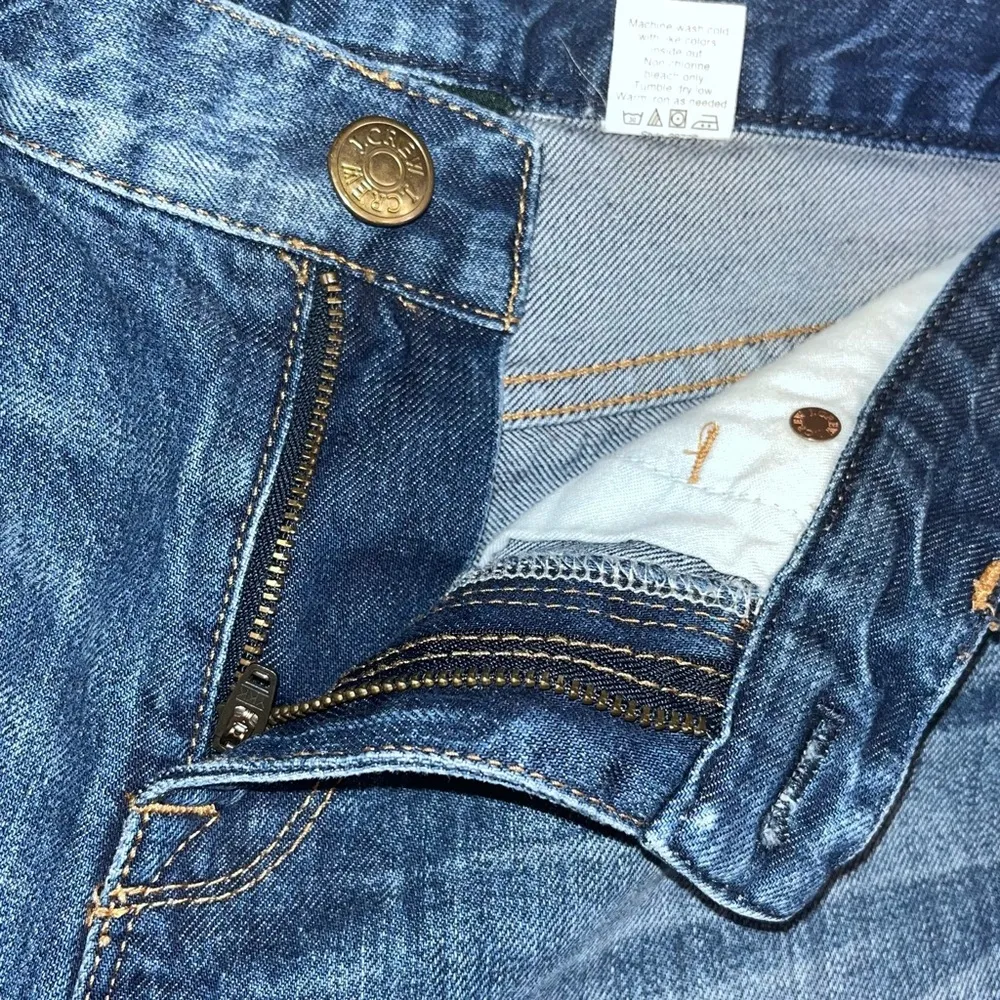 J. CREW Mid Rise Shortie Cutoff Blue Denim Jean Shorts 26 - Image 6